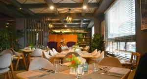 Restaurant and F&B Interior Design: AED 300–1,000+ per sqft
