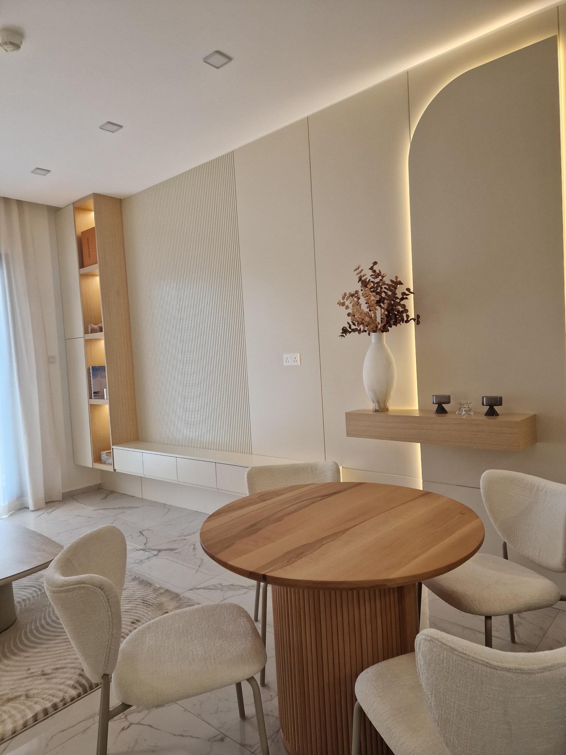 Furnishings and Layout
