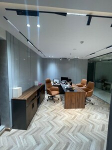 Business Spaces with Minimalism